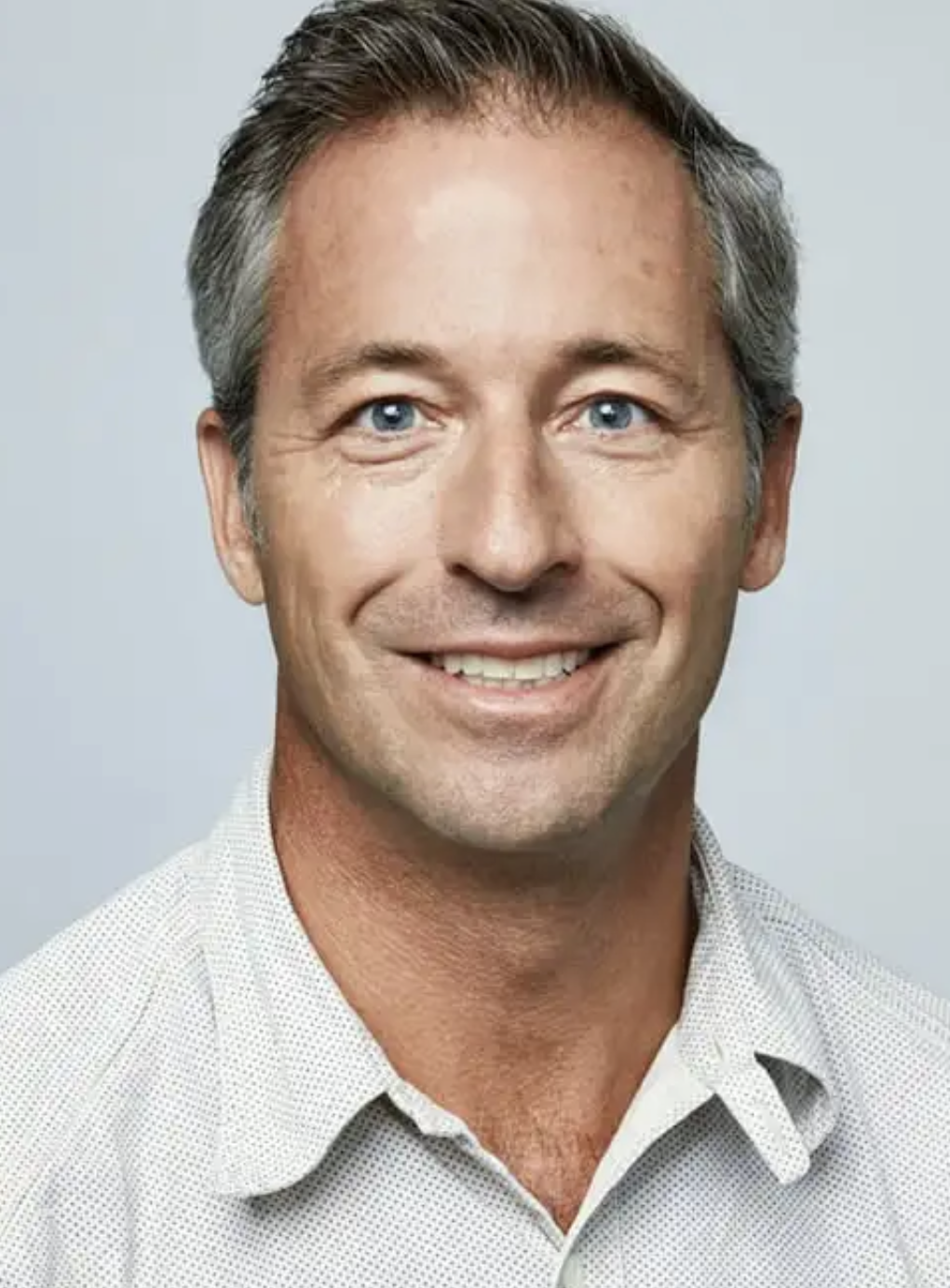 Laurence Tosi